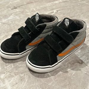COPY - Vans Kids Toddler Mid Rise Shoe